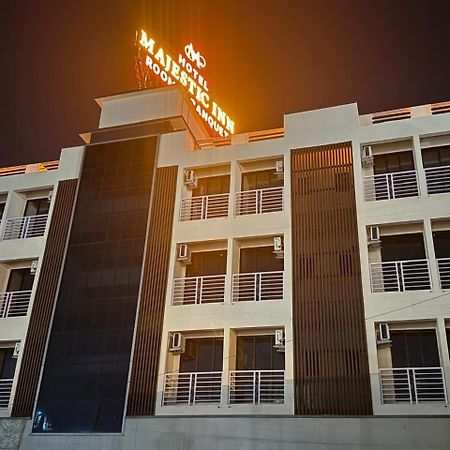 Majestic Inn 瓦塞 外观 照片